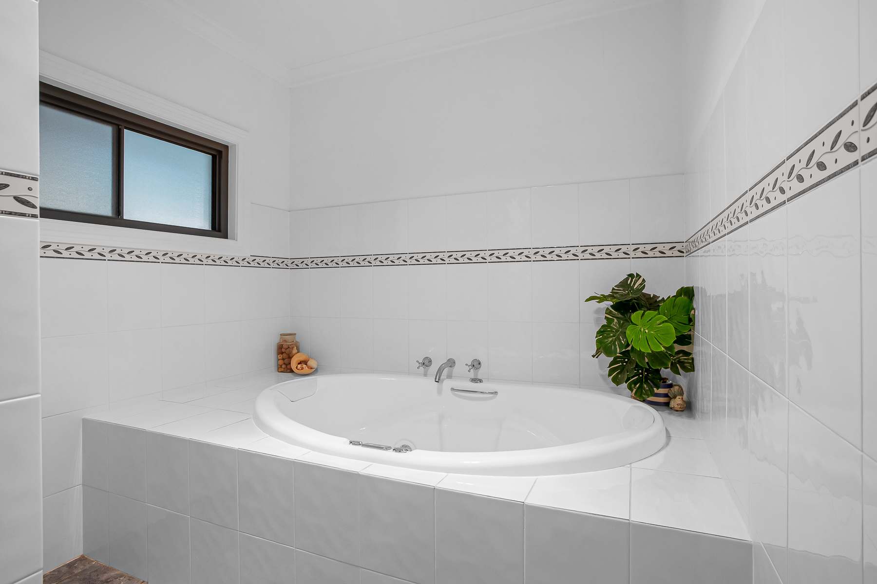 9-10 Federation Drive, Naracoorte For Sale by Farmbuy.com - image 18