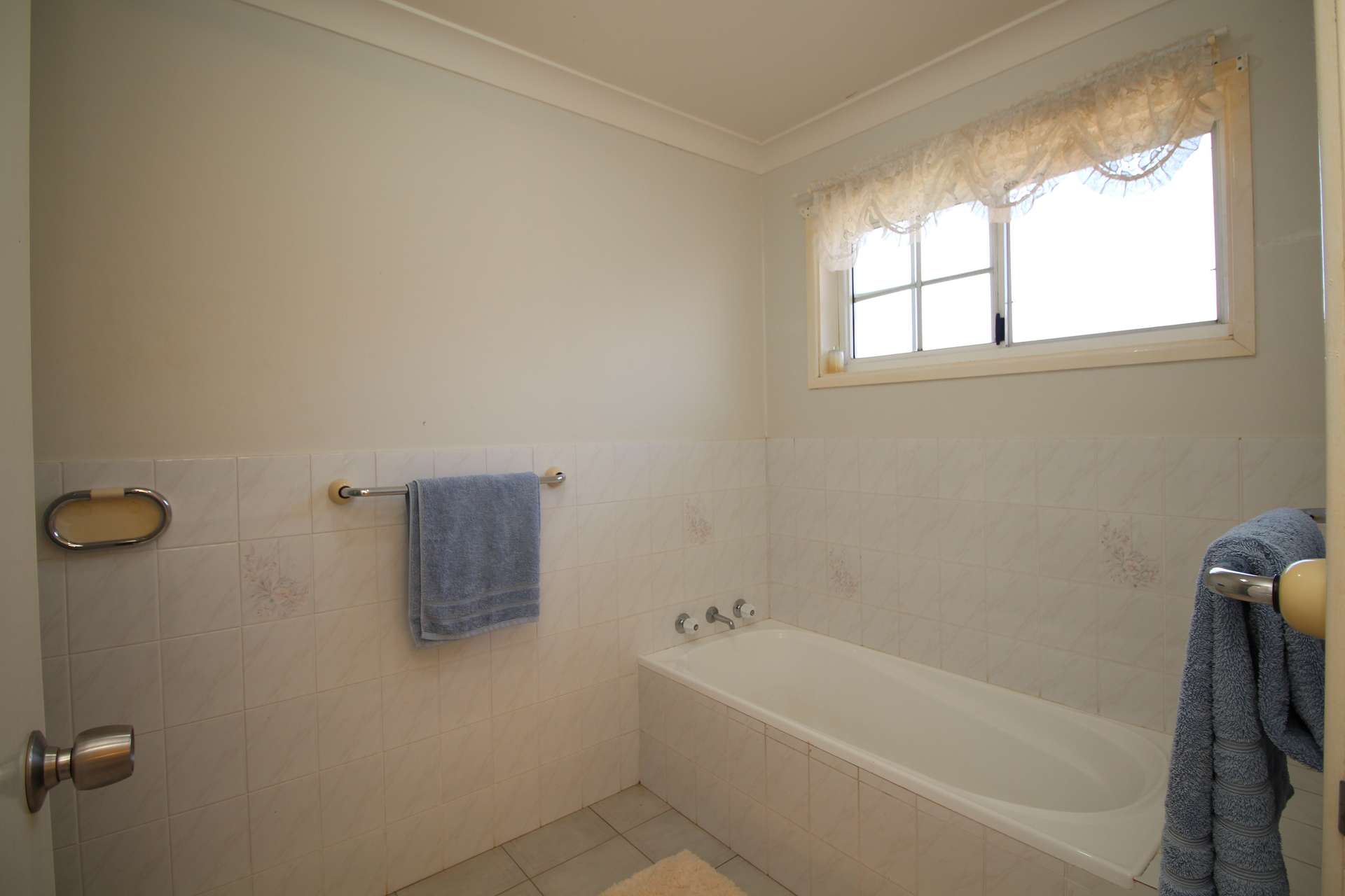 88 Toms Dr, Inverell For Sale by Farmbuy.com - image 17