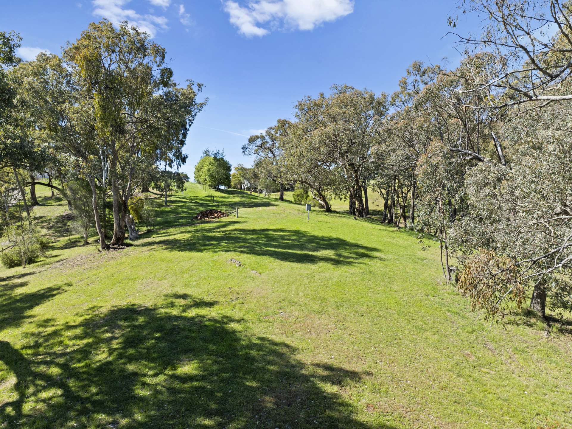 21 The Dress Circle, Mountain Bay For Sale by Farmbuy.com - image 4