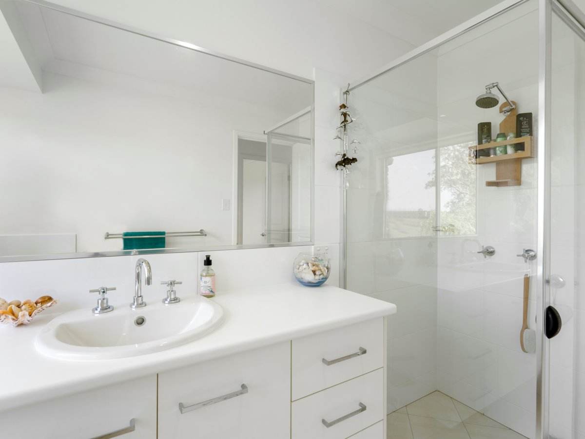 550 Manning Point Road, Oxley Island For Sale by Farmbuy.com - image 21