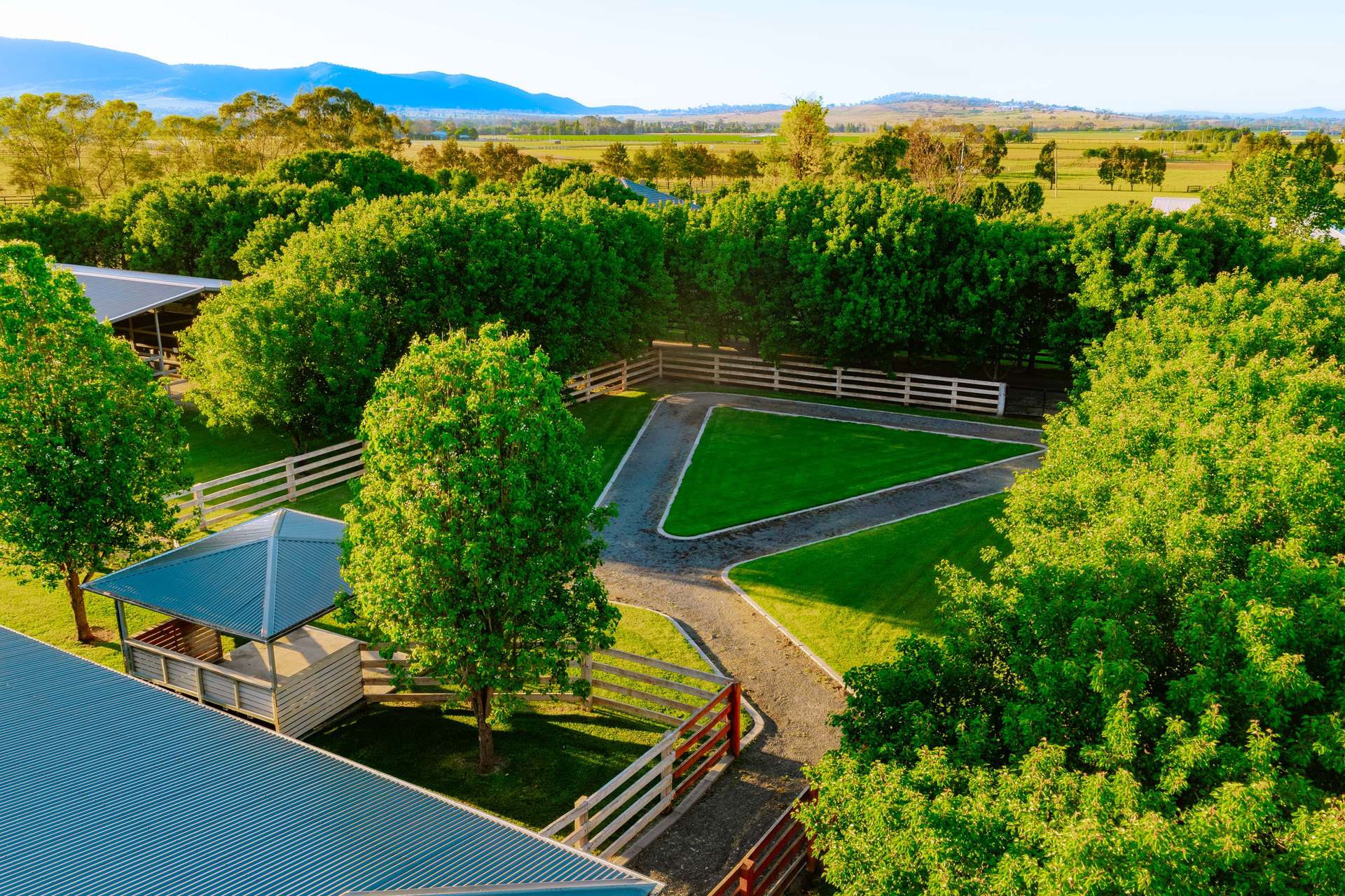 101 Segenhoe Road, Segenhoe For Sale by Farmbuy.com - image 10