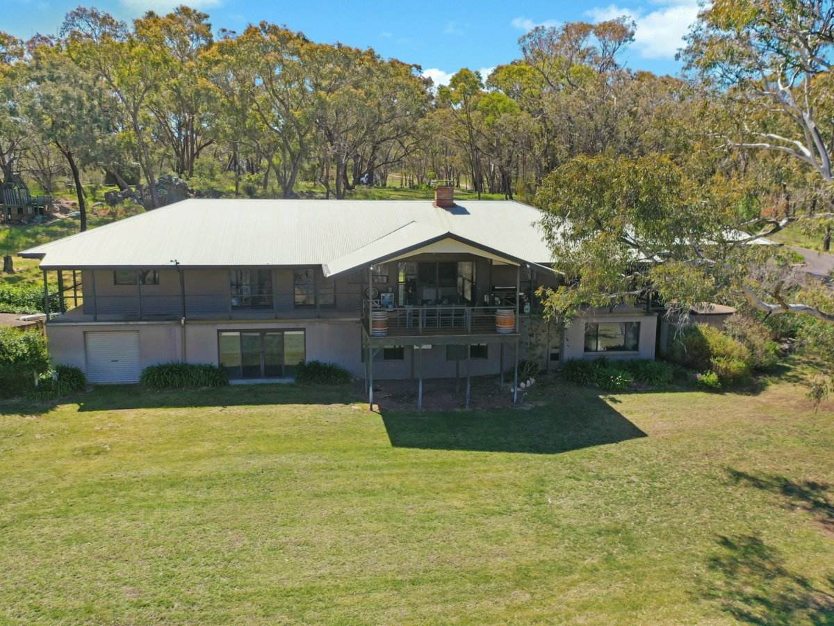 138 Black Range Road, Young For Sale by Farmbuy.com - image 3