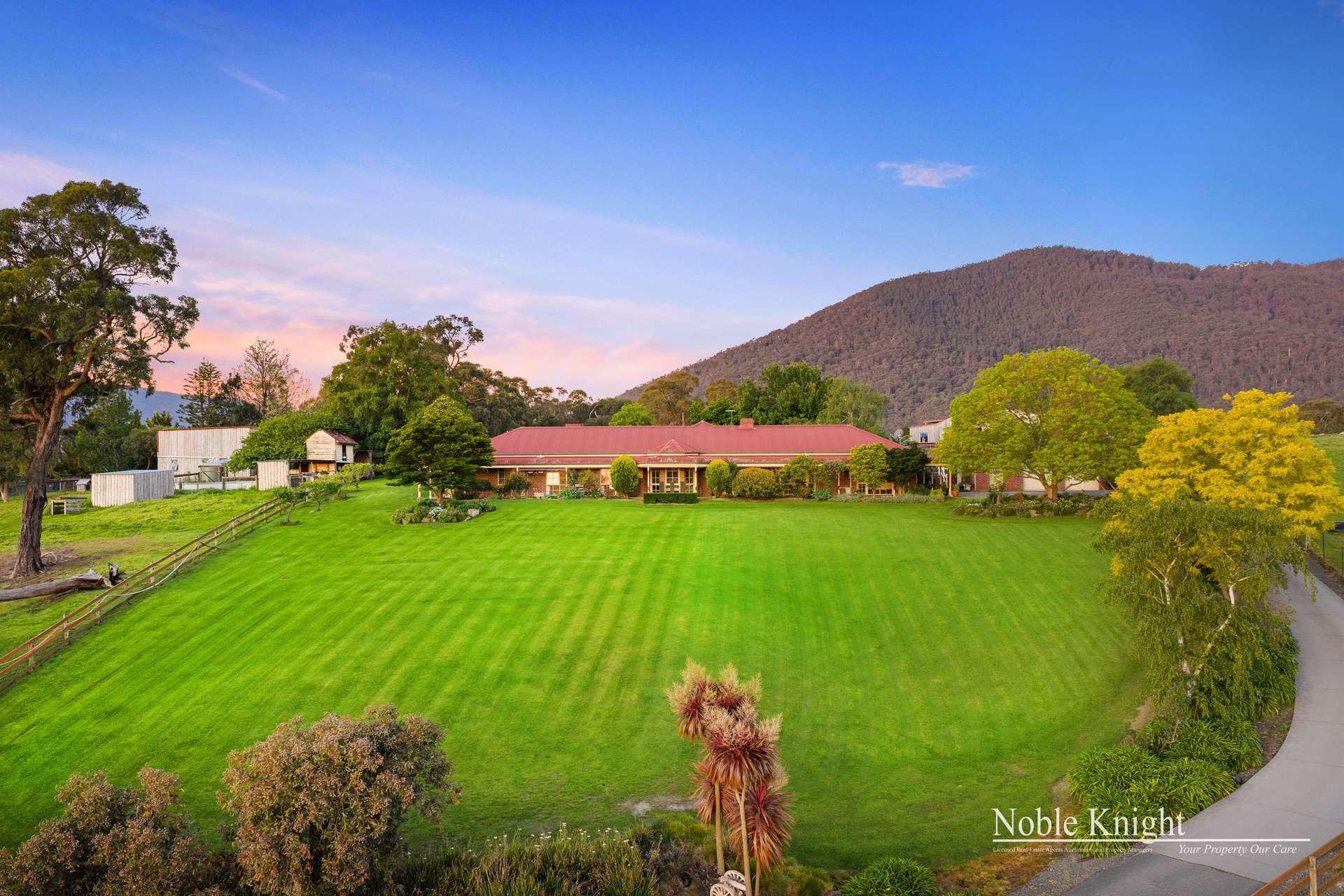 61 Garnook Grove, Badger Creek For Sale by Farmbuy.com - image 27
