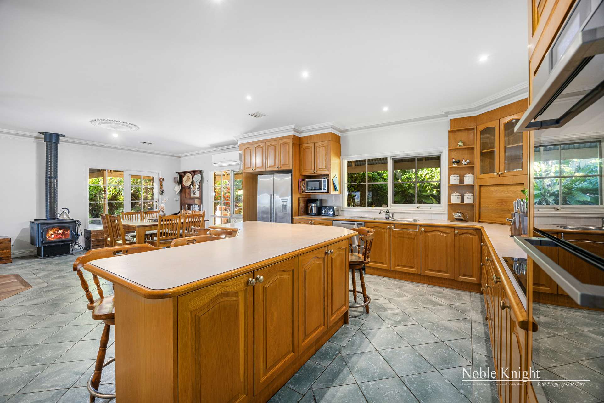 61 Garnook Grove, Badger Creek For Sale by Farmbuy.com - image 16