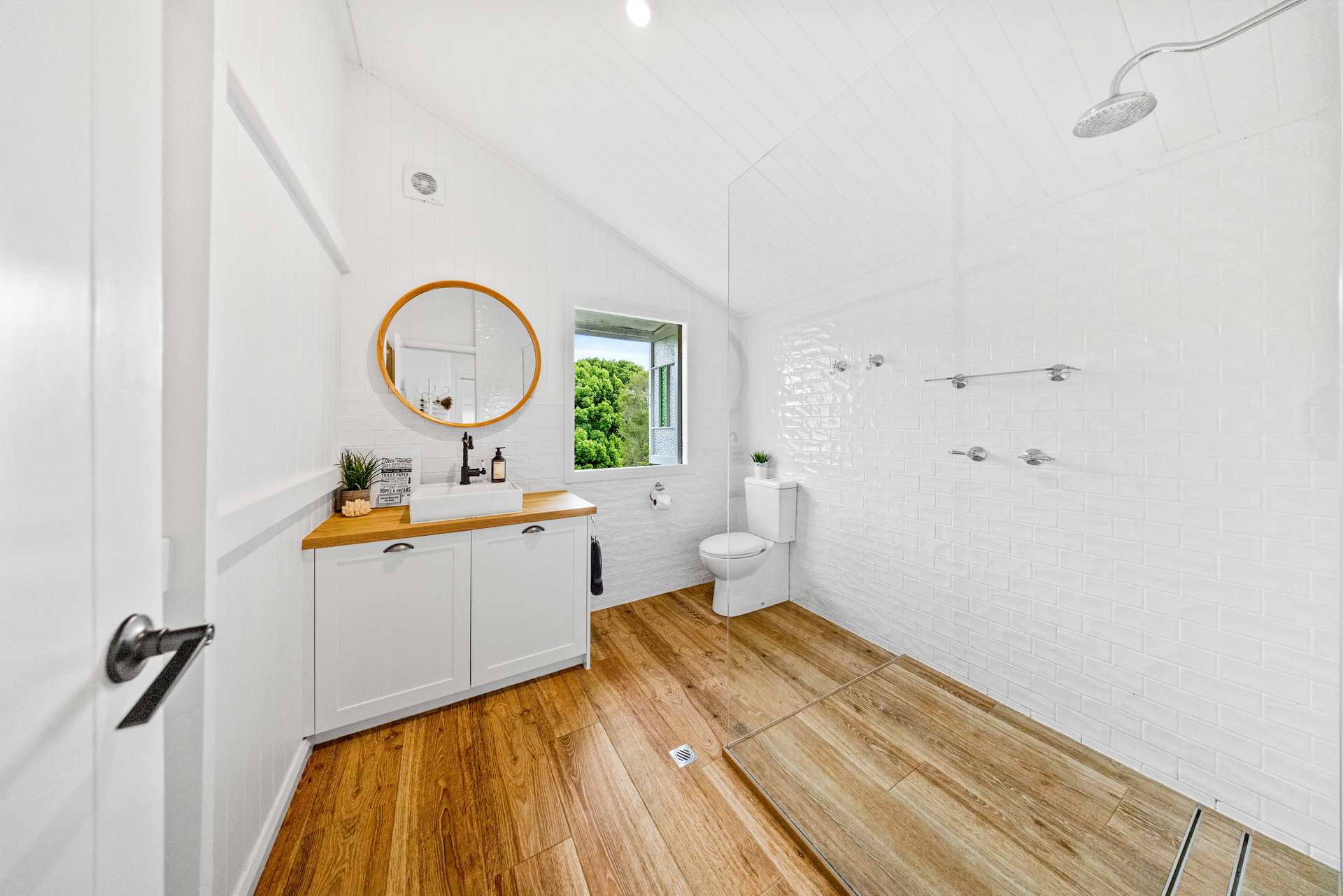122 Cooroy Mountain Road, Cooroy For Sale by Farmbuy.com - image 18