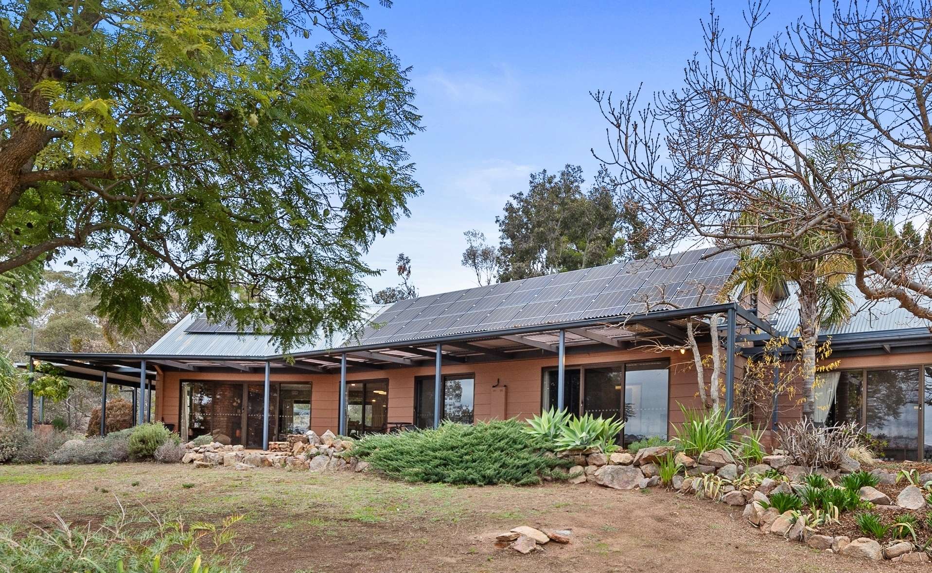 115 Mount Bruno Road, Mount Bruno For Sale by Farmbuy.com - image 1