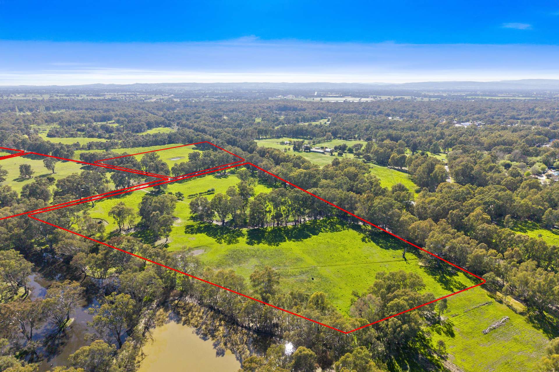 51 Tweed Street & Ambrosio Road, North Wangaratta For Sale by Farmbuy.com - image 5