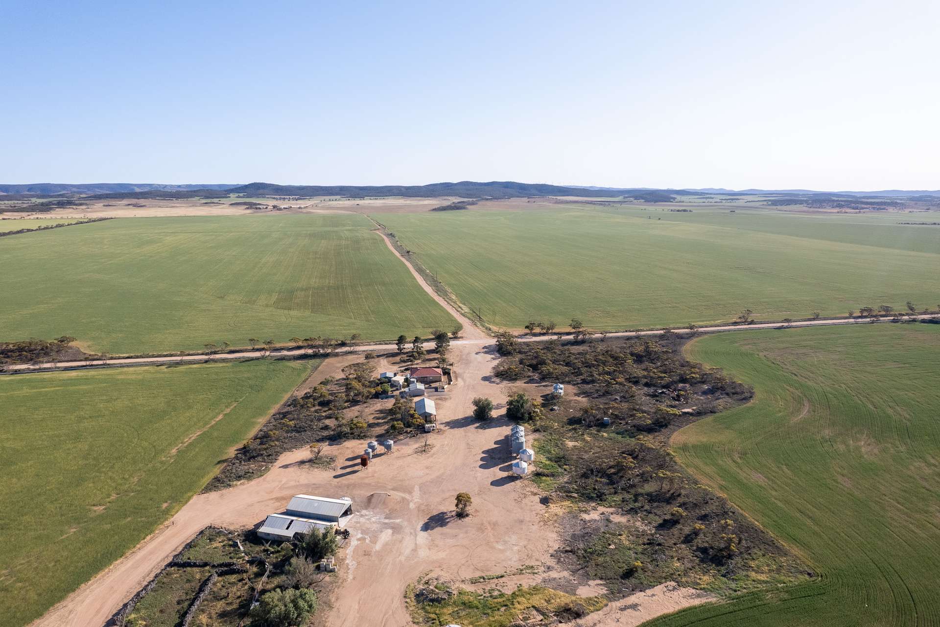 1167 Carpa Road, Cleve For Sale by Farmbuy.com - image 11