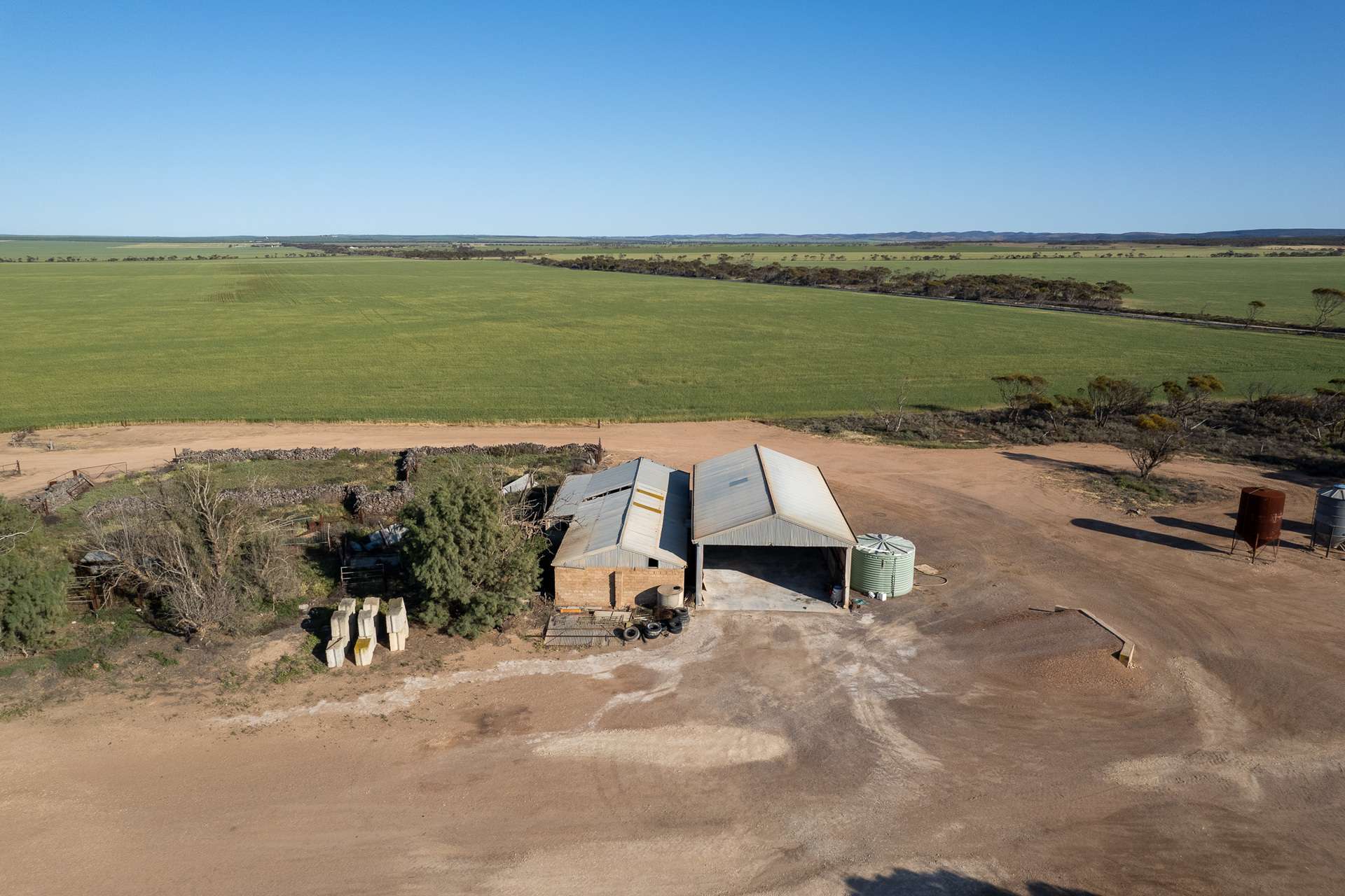 1167 Carpa Road, Cleve For Sale by Farmbuy.com - image 16