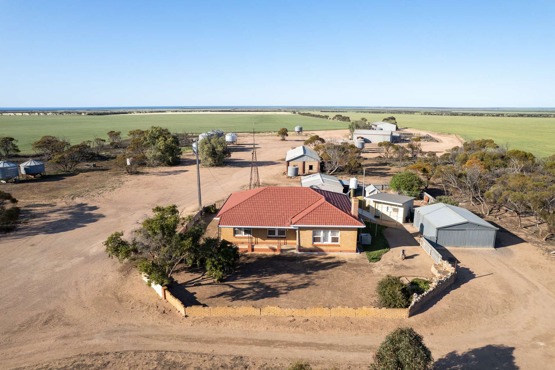 1167 Carpa Road, Cleve For Sale by Farmbuy.com - image 9