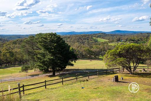 225 Red Shirt Gully Road, Panton Hill VIC 3759