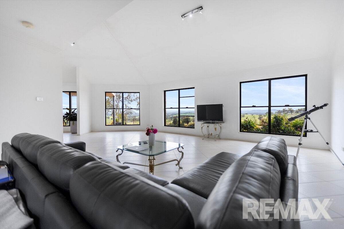417 Twelve Mile Road, Yarragundry For Sale by Farmbuy.com - image 5