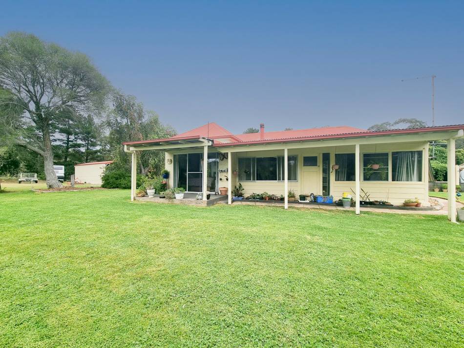 1396 Amaroo Road, Borenore Sold by Farmbuy.com - image 2