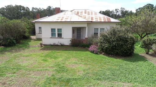 Farm Sold - VIC - Moonambel - 3478 - Lifestyle Acreage in the Heart of the Pyrenees Wine Region 
