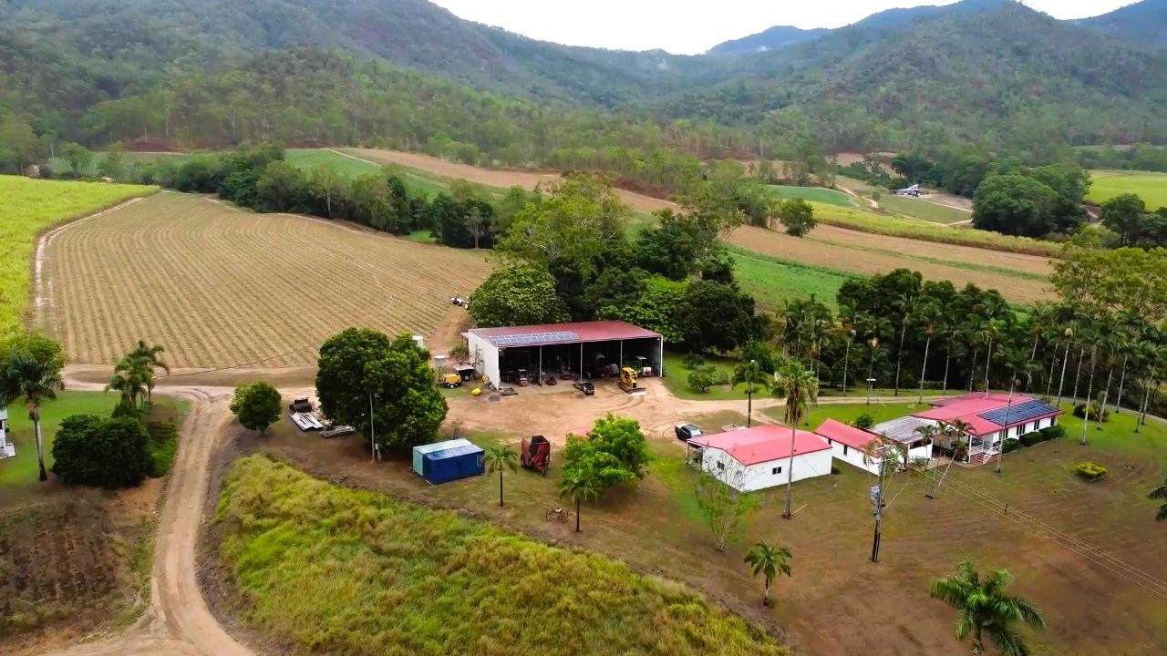 Finch Hatton For Sale by Farmbuy.com - image 4