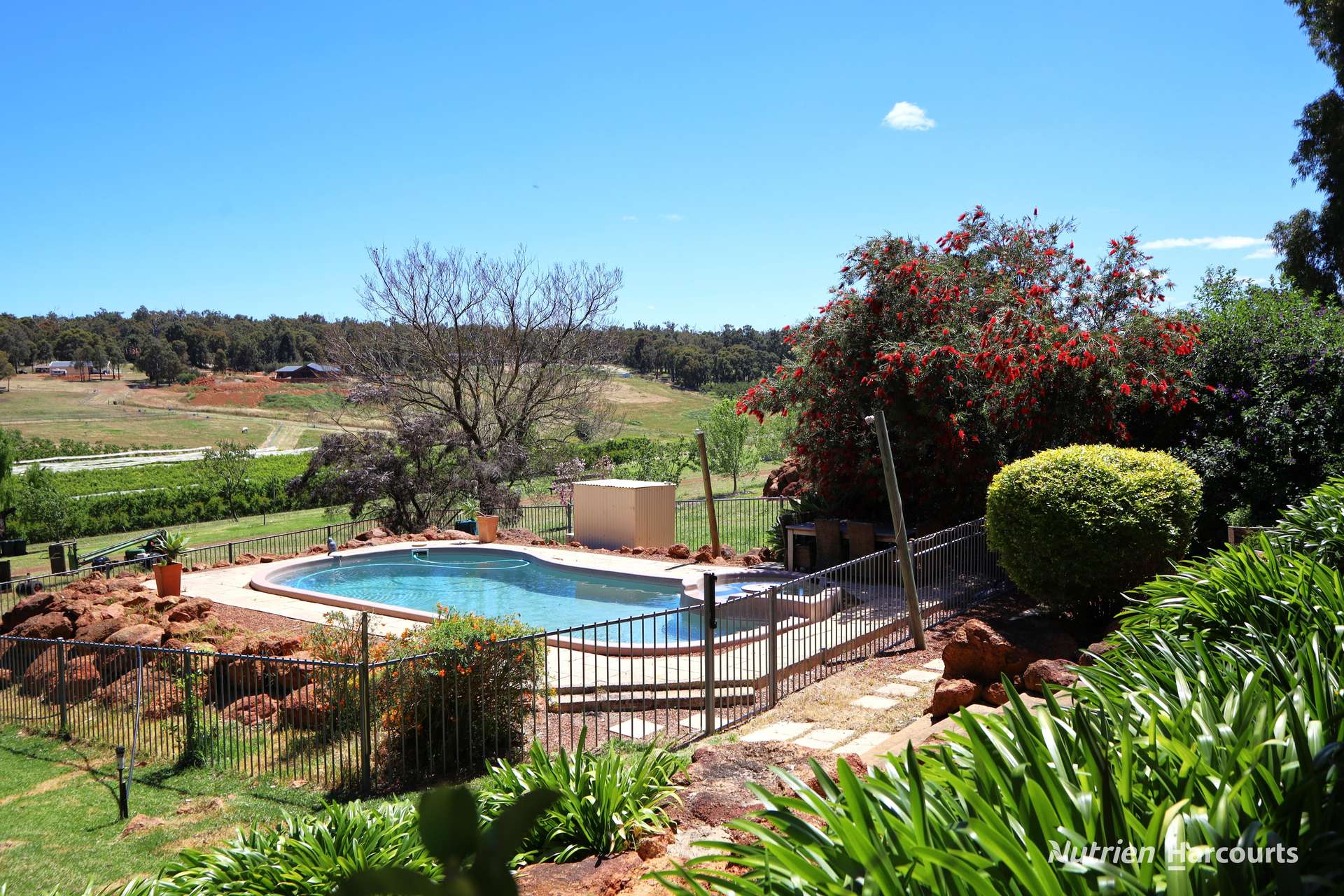 176 Chevin Road, Roleystone For Sale by Farmbuy.com - image 17