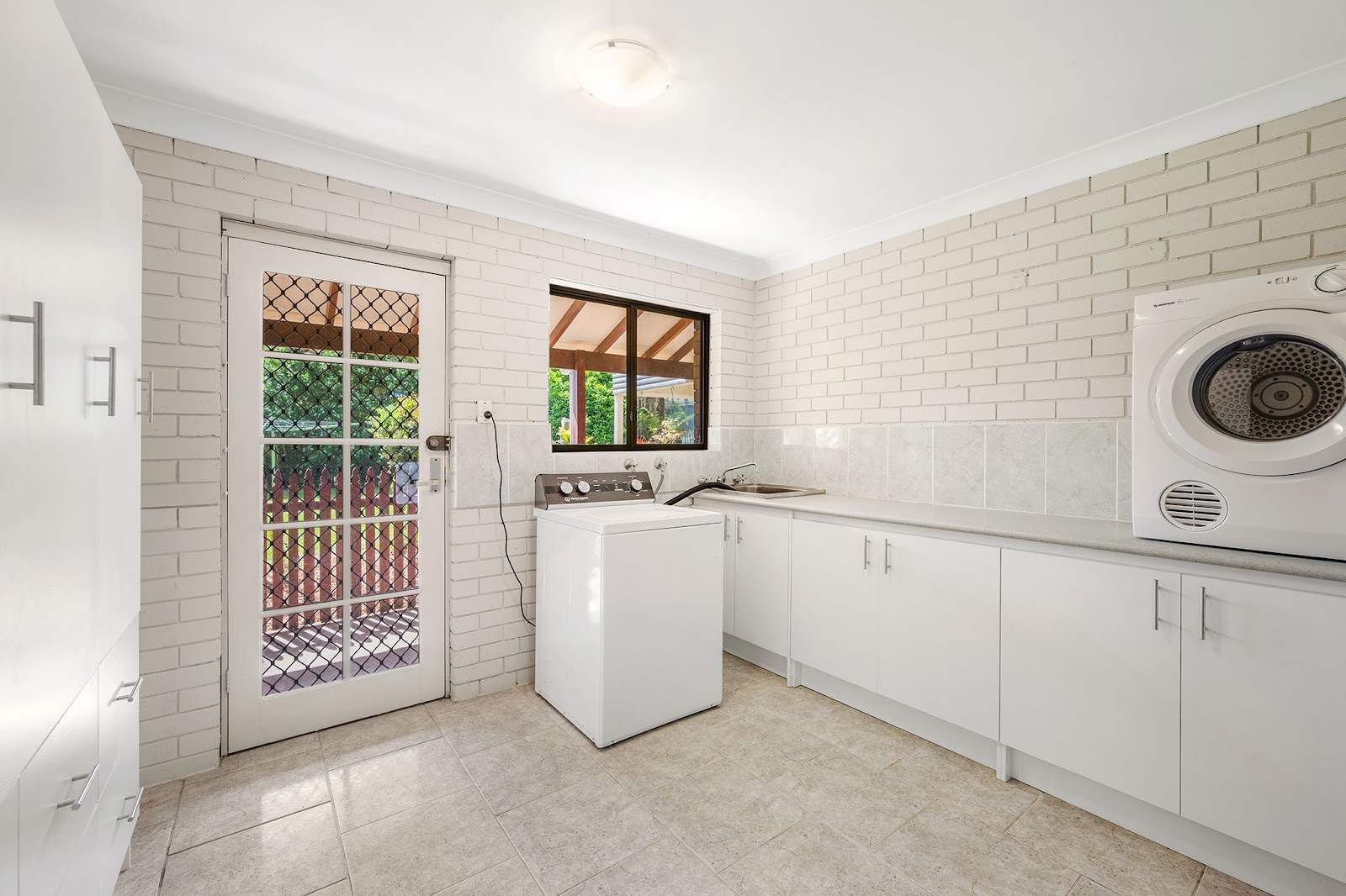 10 Lindfield Park Road, Port Macquarie For Sale by Farmbuy.com - image 12