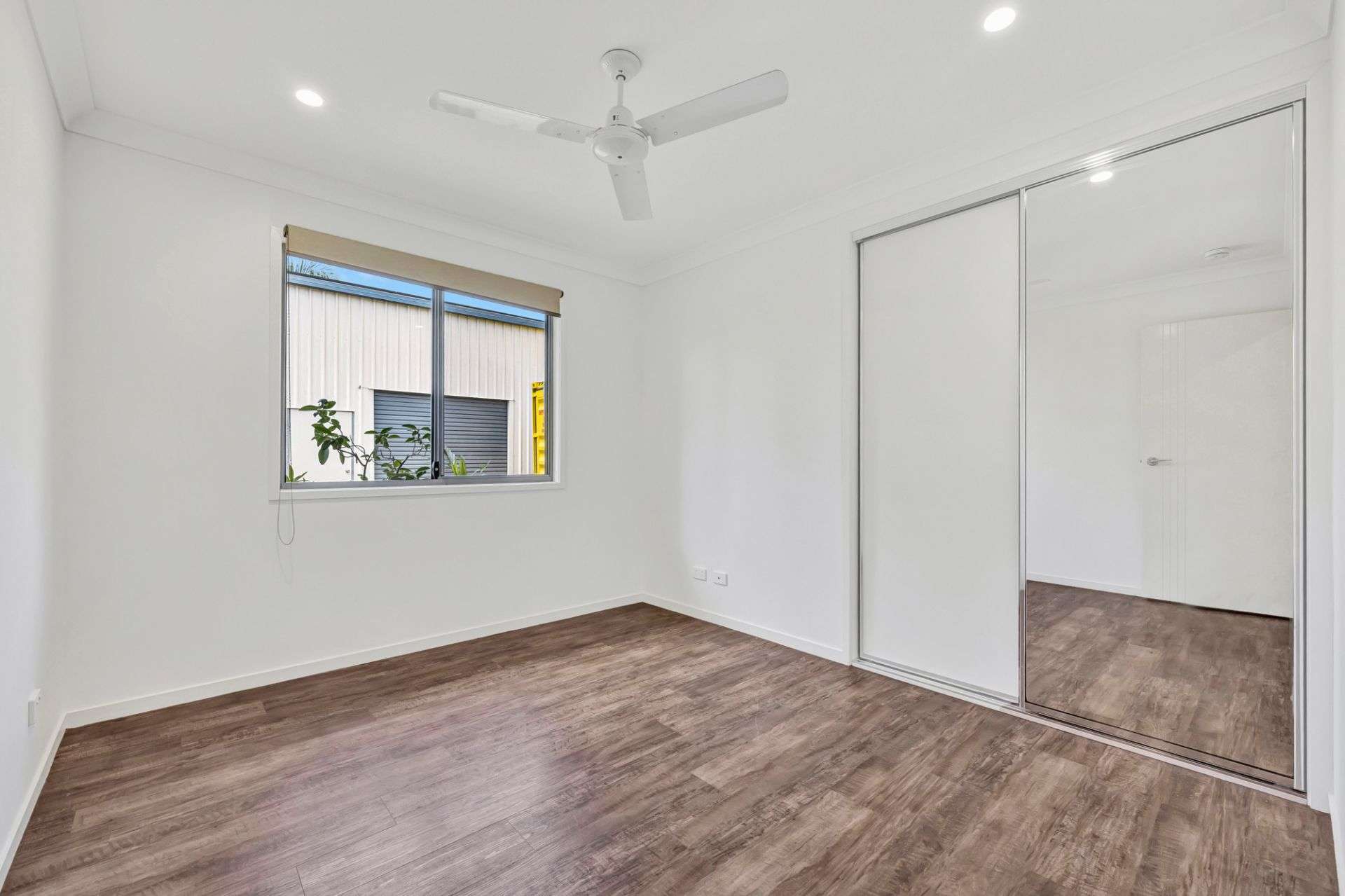 102 Miran Khan Drive, Armstrong Beach Sold by Farmbuy.com - image 12