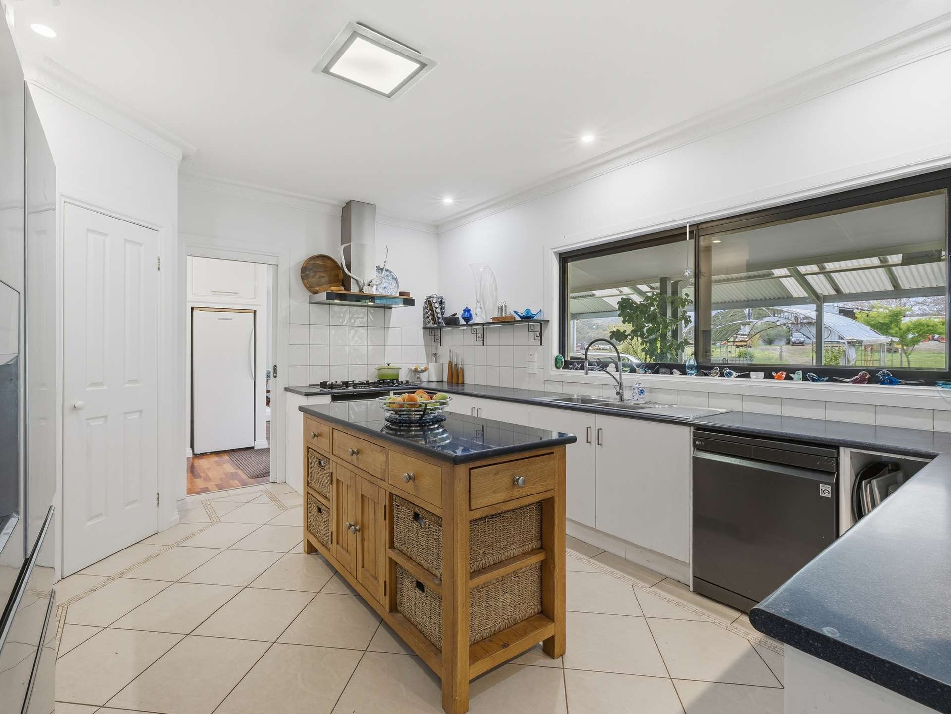 829 Paradise Falls Road, Cheshunt For Sale by Farmbuy.com - image 4