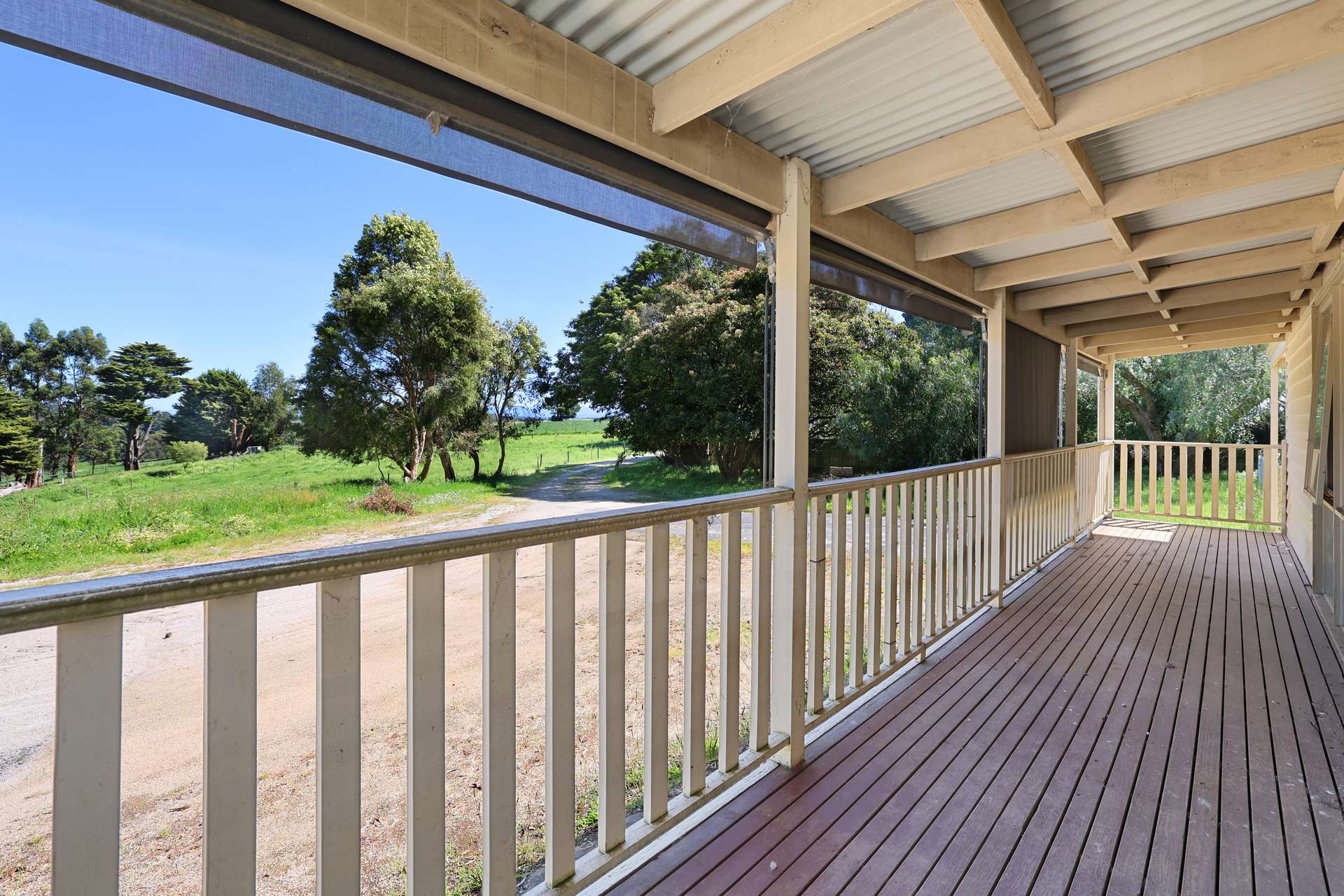 196 Peters Road, Ellinbank For Sale by Farmbuy.com - image 3