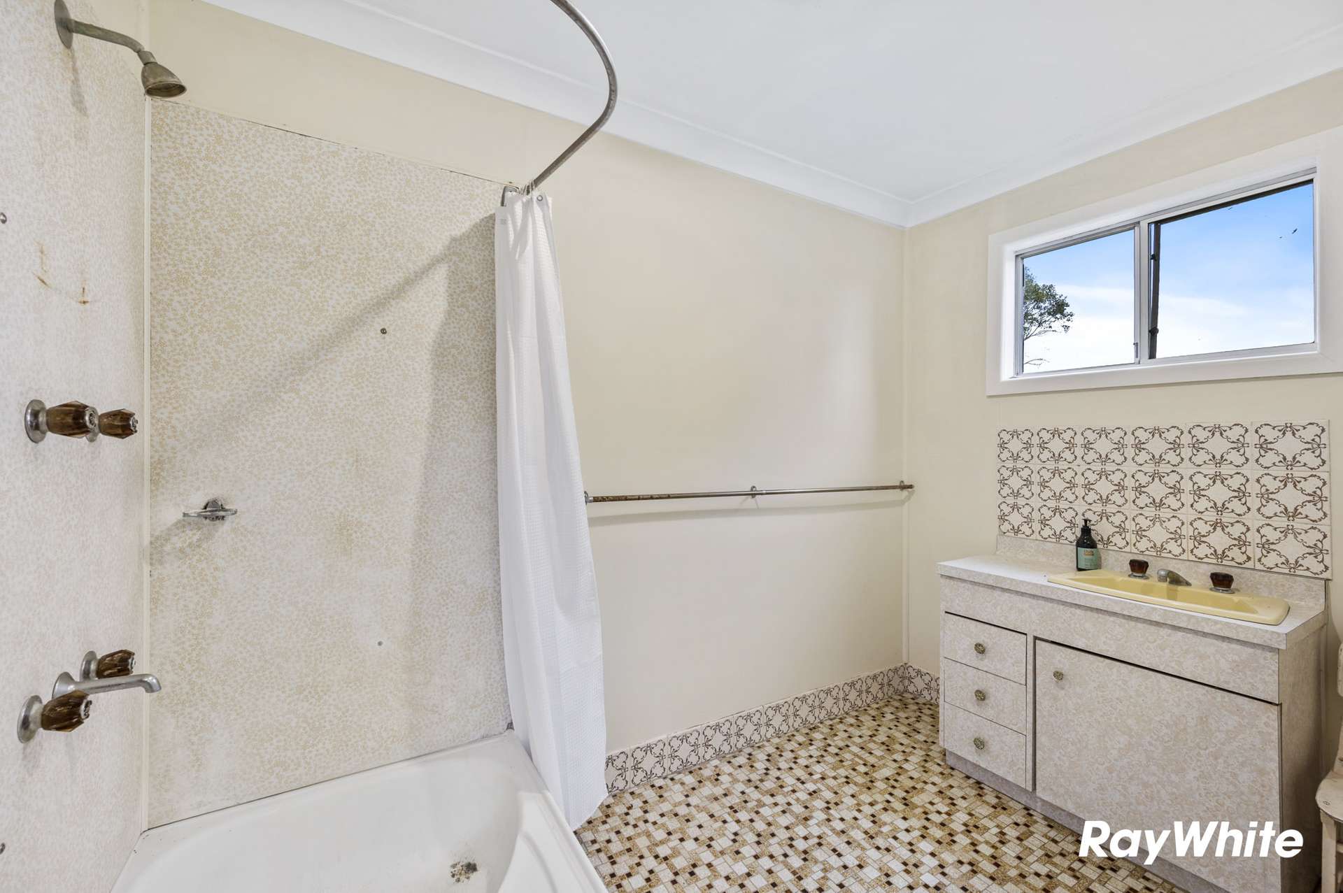 8 Glenduart Grove, Moruya For Sale by Farmbuy.com - image 17