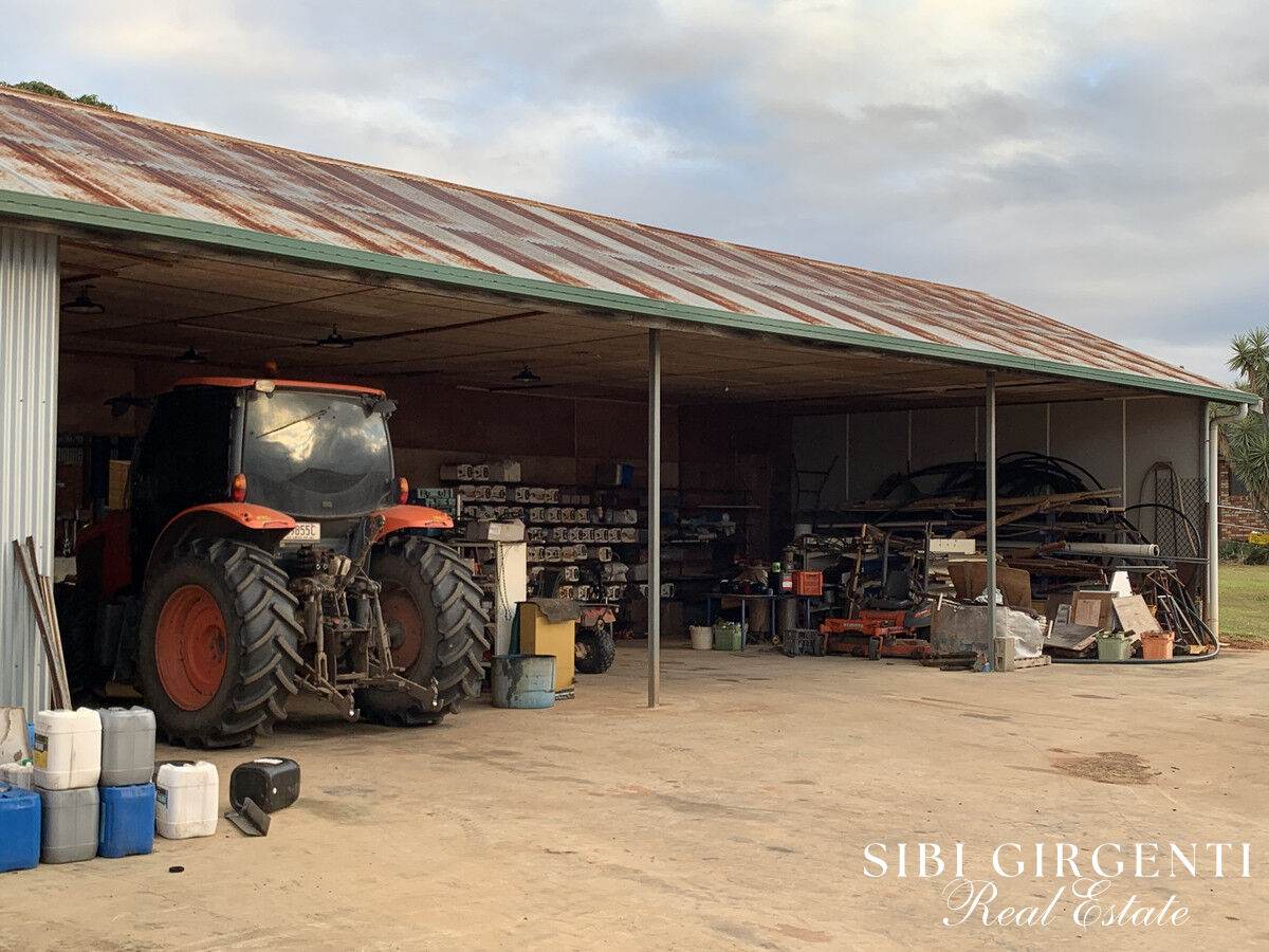 1611 Mareeba-Dimbulah, Arriga For Sale by Farmbuy.com - image 35