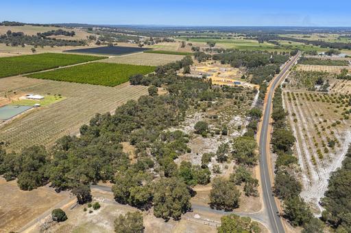 227 Cockram Road, Lennard Brook WA 6503