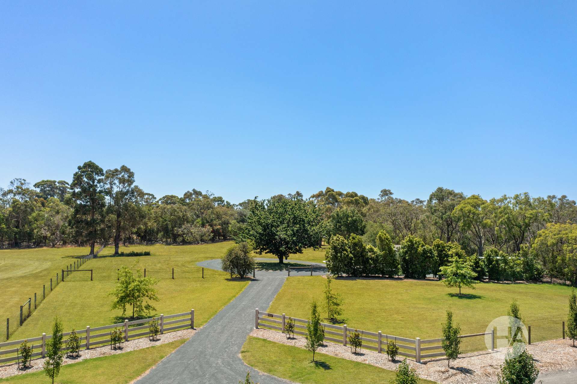 107 Highfield Drive, Langwarrin South Sold by Farmbuy.com - image 1