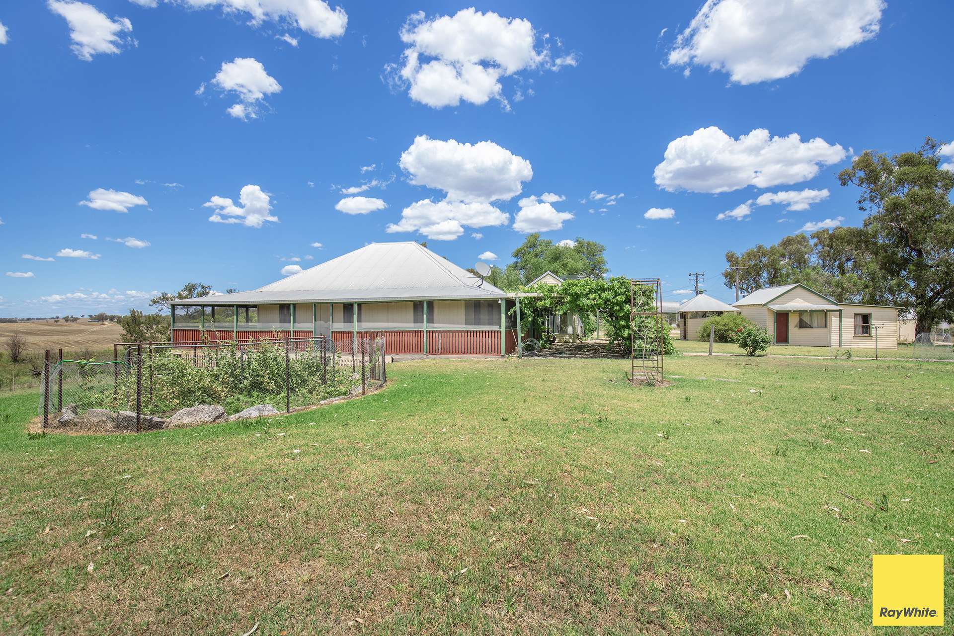 "Karoola" 651 Karoola Road, Inverell Sold by Farmbuy.com - image 4