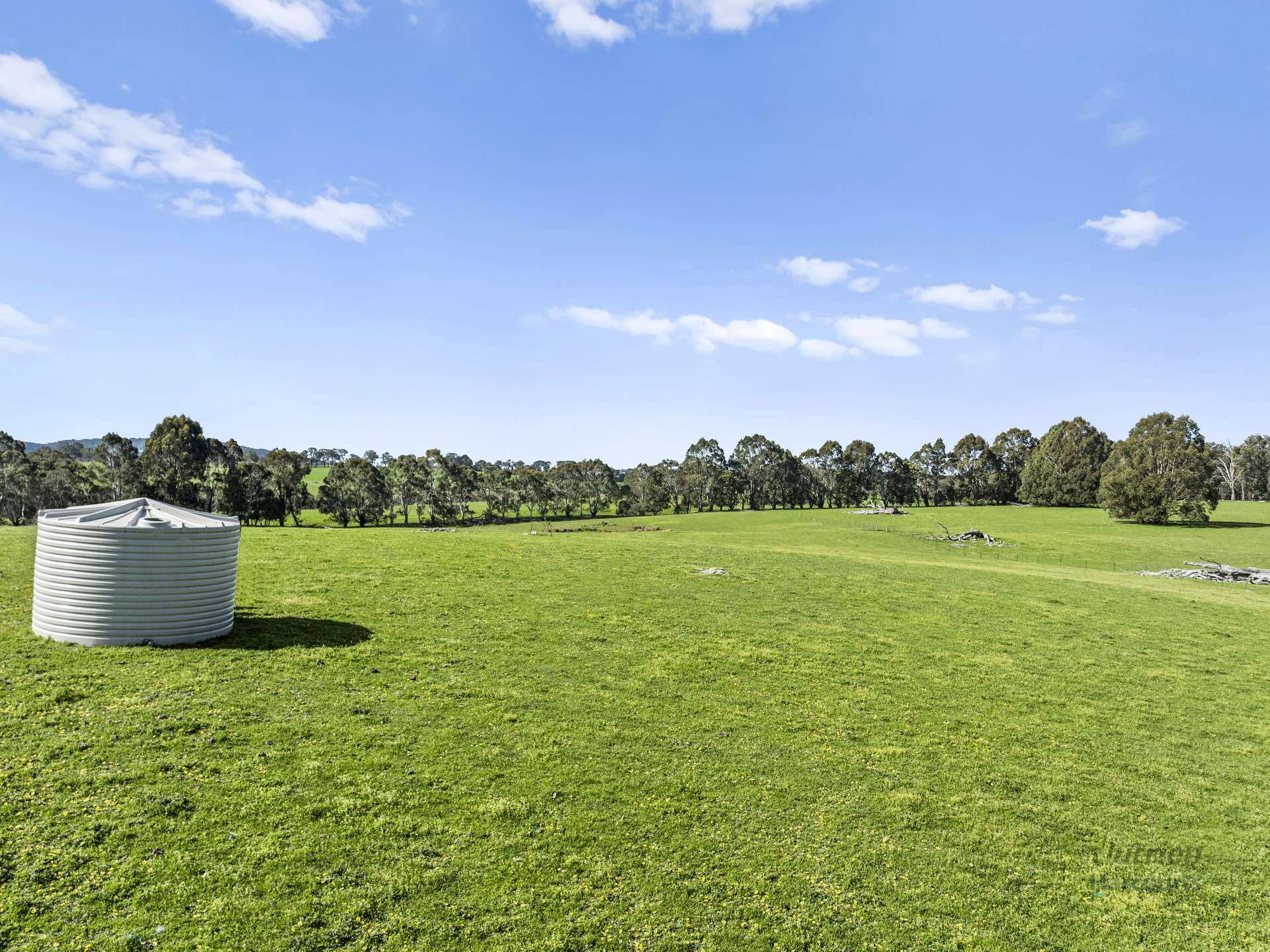 99 Tames Road, Strathbogie For Sale by Farmbuy.com - image 13