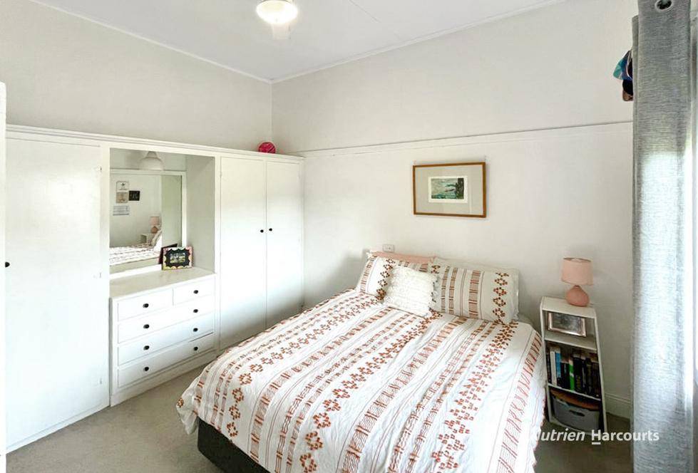 7 Tuckett Street, Casterton For Sale by Farmbuy.com - image 10