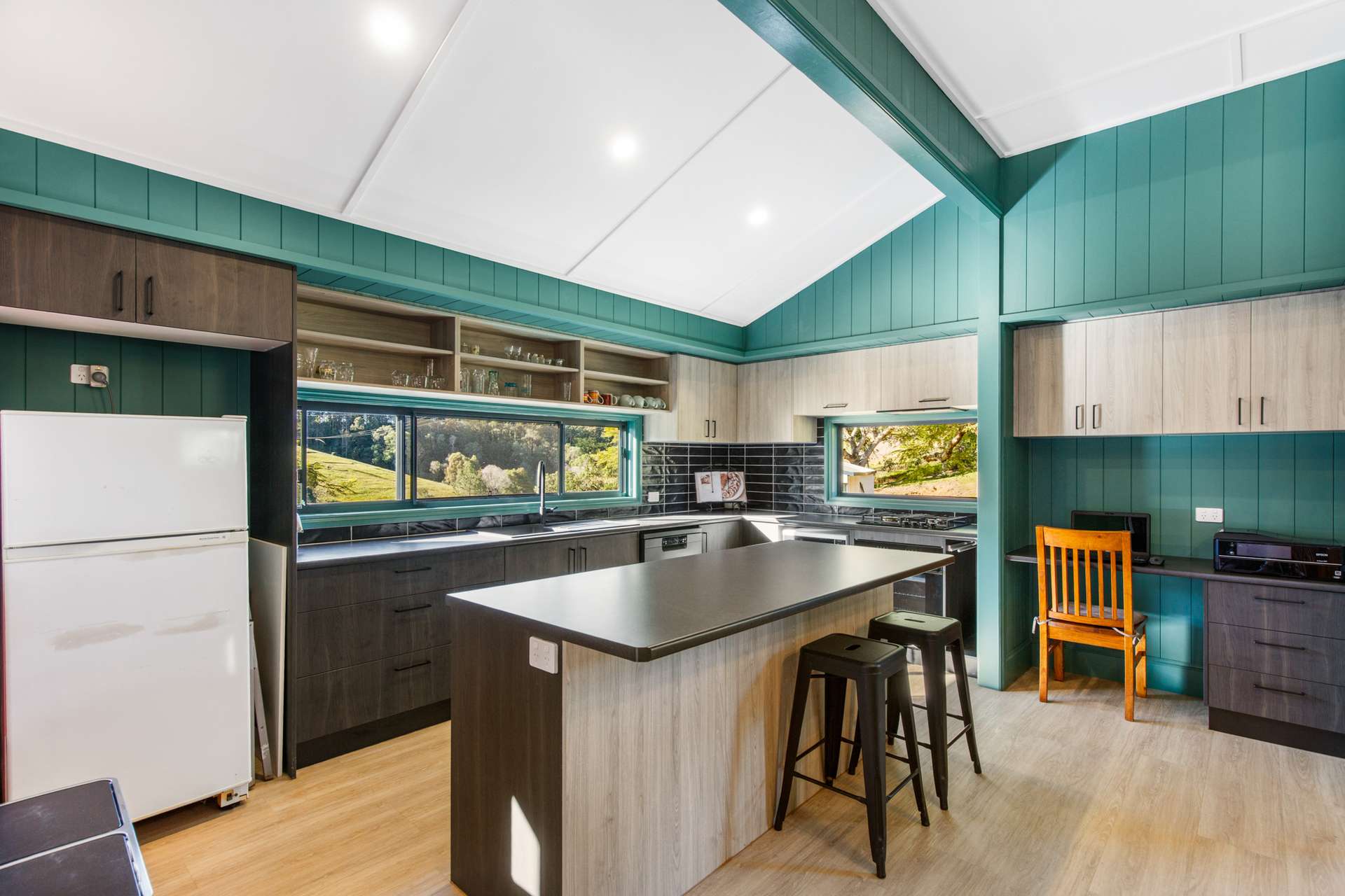 1030 Tin Can Bay Road, Canina Sold by Farmbuy.com - image 27