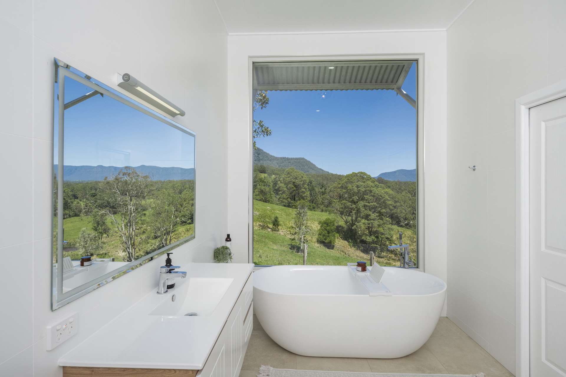 148 Pine Log Road, Doon Doon For Sale by Farmbuy.com - image 6
