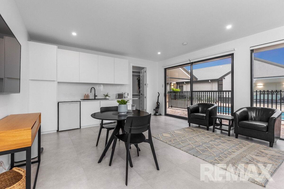6 Sirius Way, Gumly Gumly For Sale by Farmbuy.com - image 24