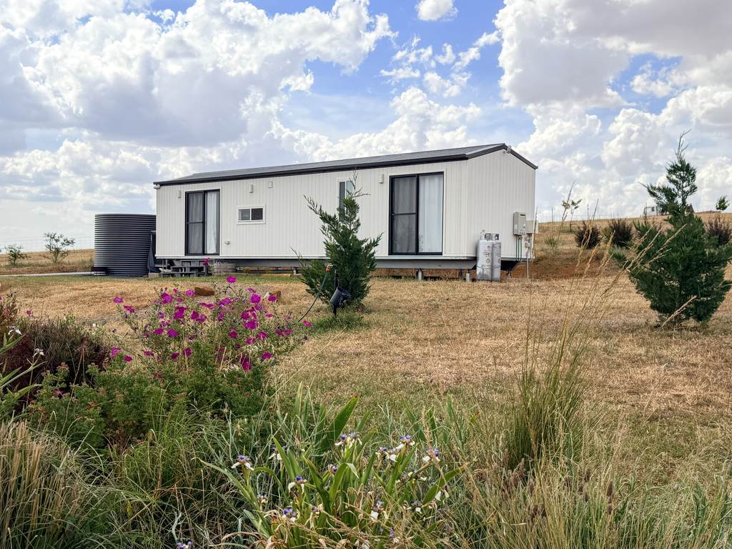 4 Cookapie Street, Parkes NSW 2870