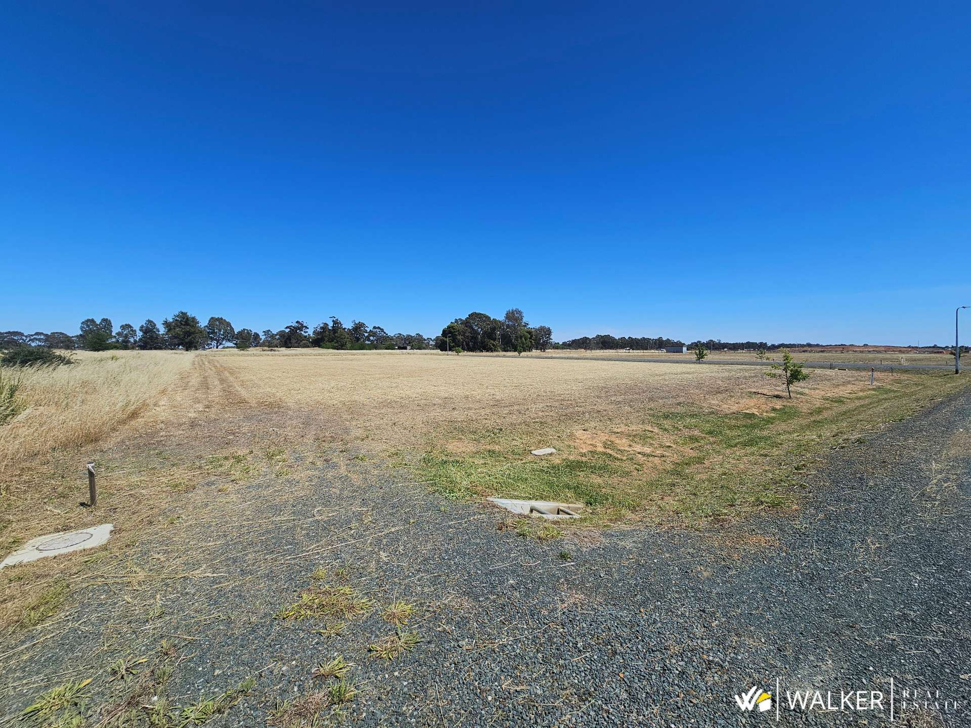 1 Curyo Way, Kyabram For Sale by Farmbuy.com - image 5