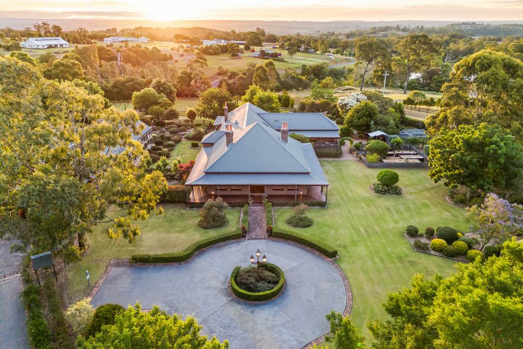3 Clintara Crescent, Razorback NSW 2571