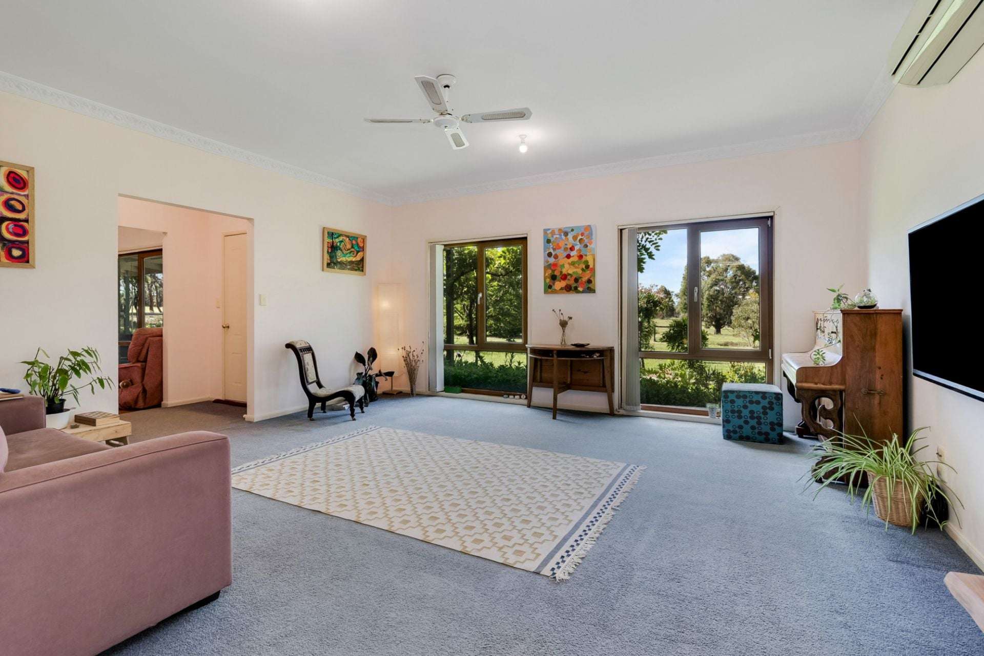 71 Thornhill Lane, Elphinstone For Sale by Farmbuy.com - image 5