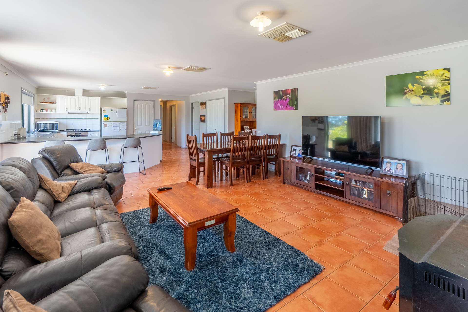 14 Oak Street, Temora For Sale by Farmbuy.com - image 8