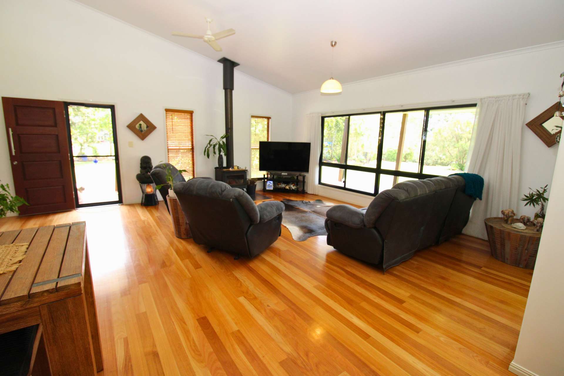 1487 Moorlands Road, Moorland For Sale by Farmbuy.com - image 8