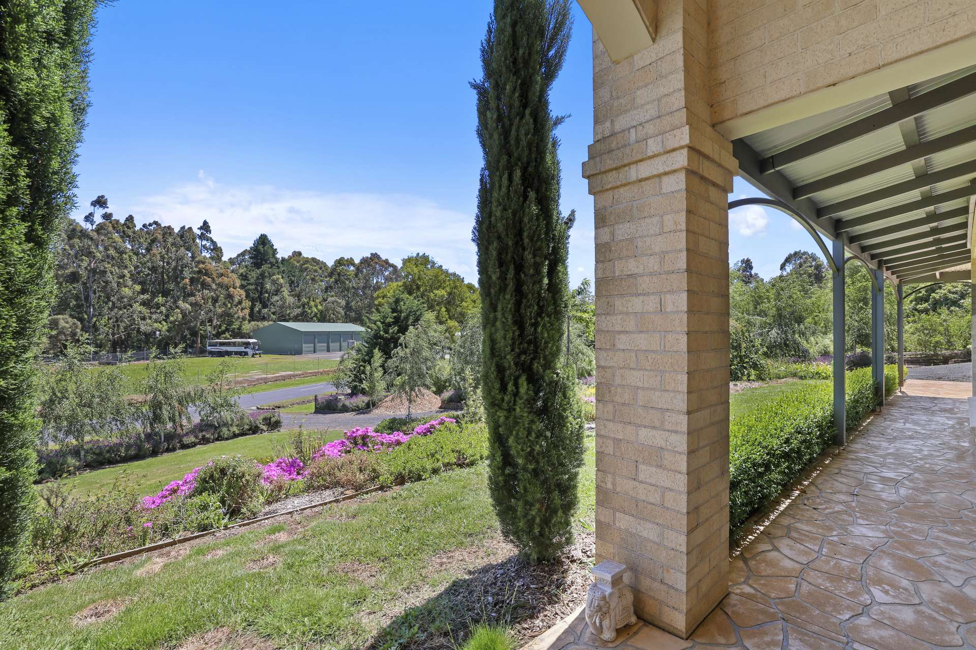 50 Queen Street, Neerim South For Sale by Farmbuy.com - image 4
