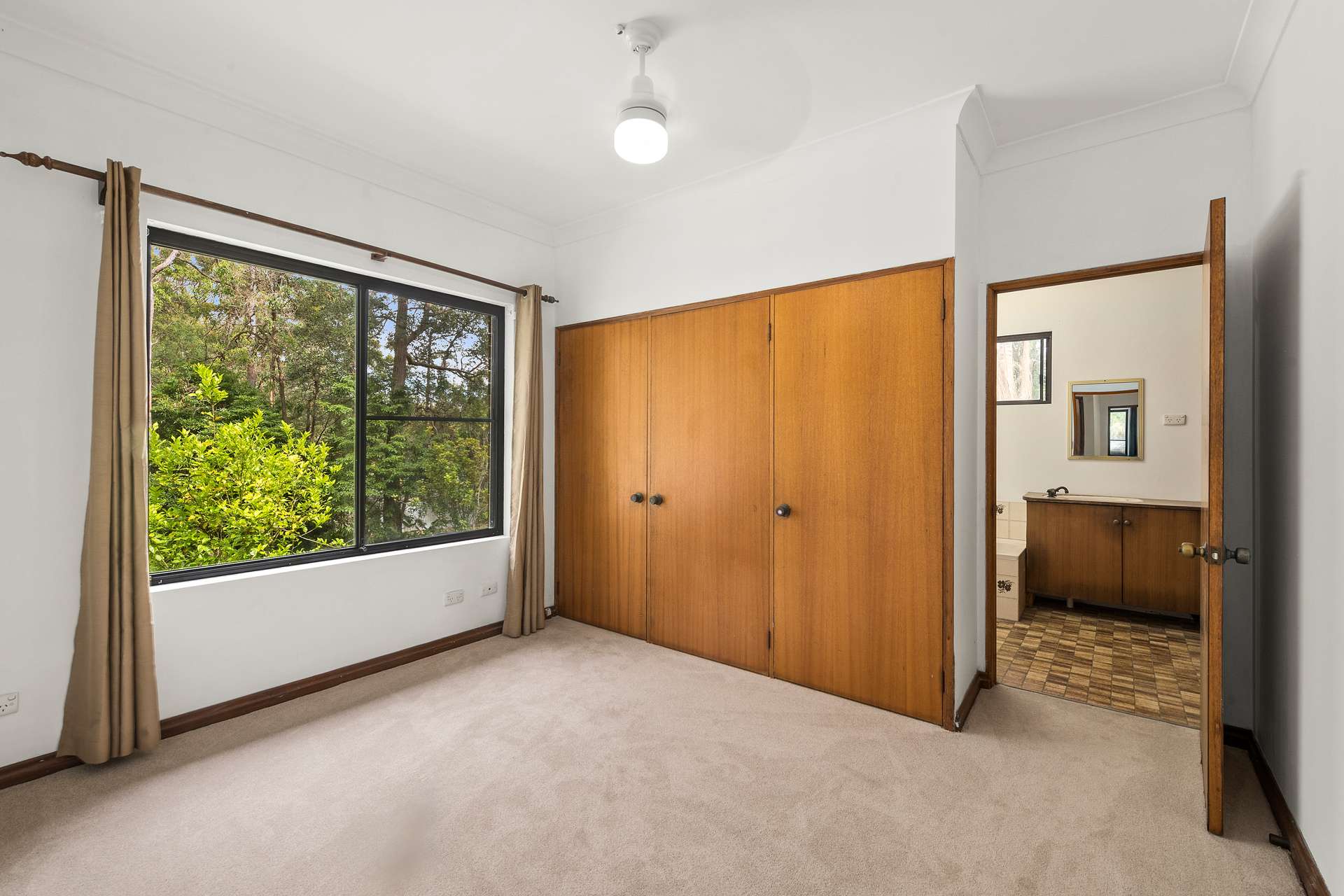 16 Fairfax Road, Woollamia For Sale by Farmbuy.com - image 11