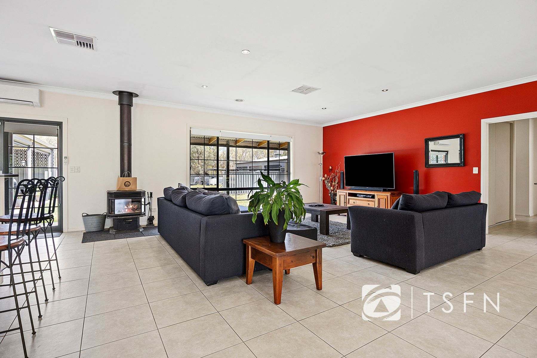 1088 McIvor Highway, Junortoun Sold by Farmbuy.com - image 2