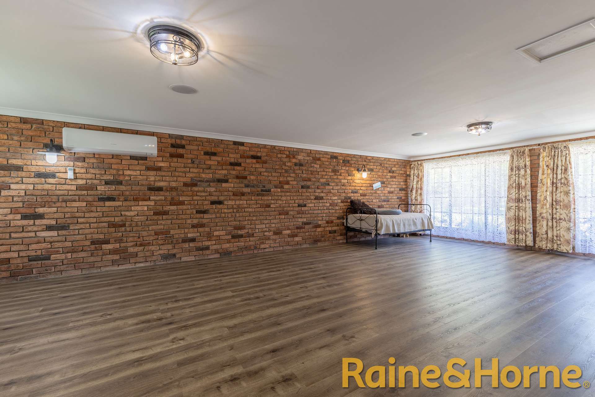679 Castlereagh Highway, Gilgandra For Sale by Farmbuy.com - image 9