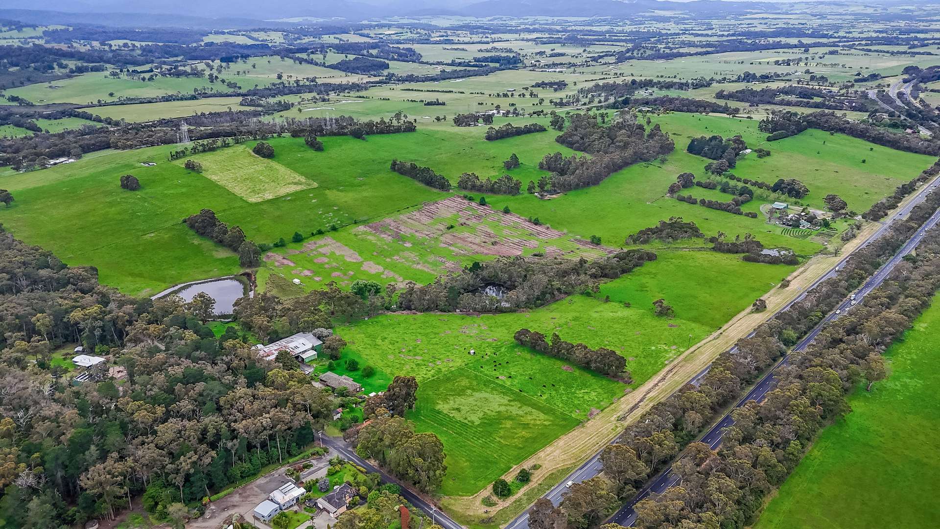 20 Martin Road, Garfield For Sale by Farmbuy.com - image 17