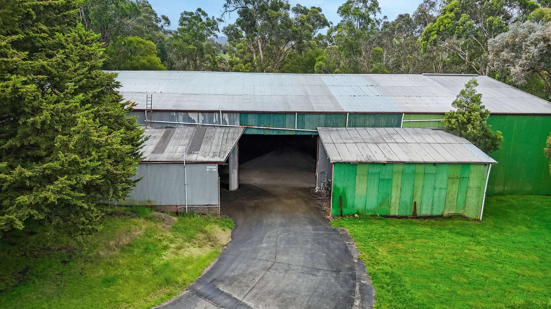 20 Martin Road, Garfield For Sale by Farmbuy.com - image 9