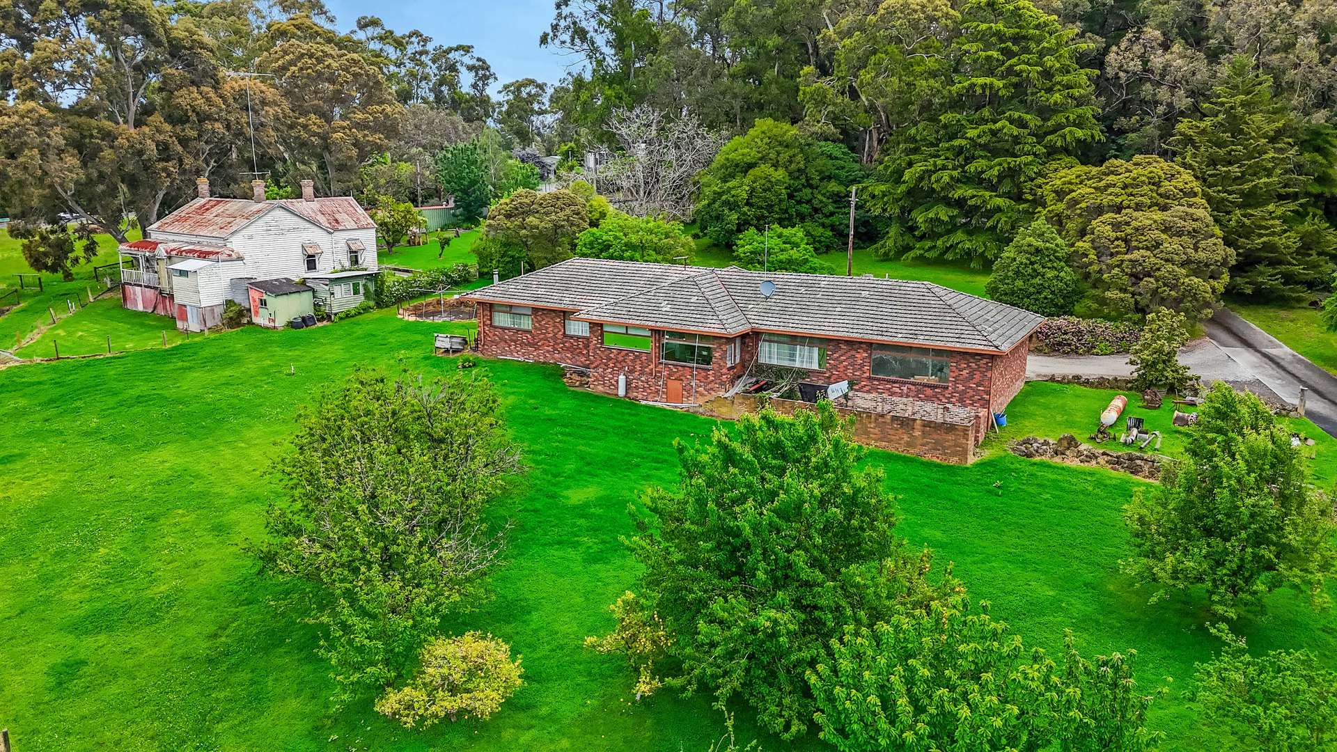 20 Martin Road, Garfield For Sale by Farmbuy.com - image 5