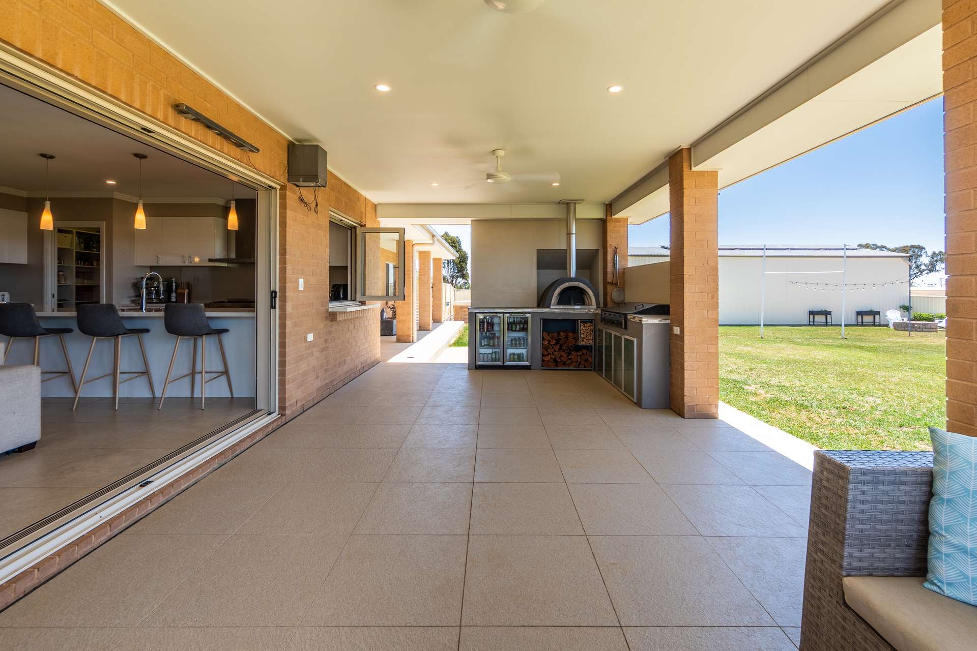 9 Evatt Street, Temora Sold by Farmbuy.com - image 2