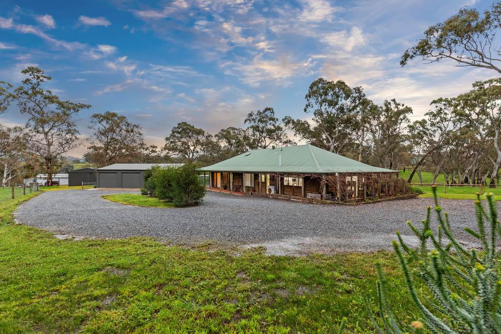 68 Lucky Hit Road, Birdwood SA 5234