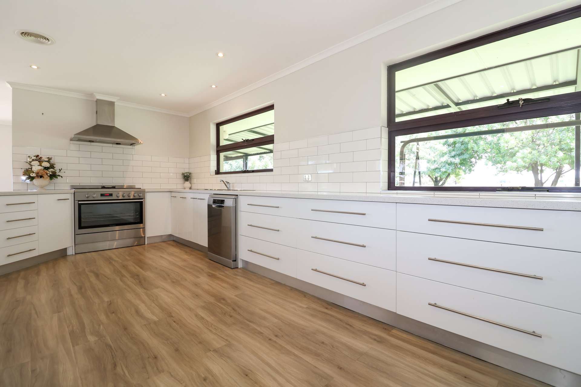 36 Bombardieri Lane, Swan Hill For Sale by Farmbuy.com - image 7